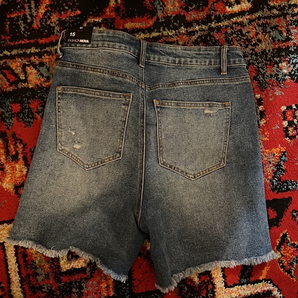 NWT Fashion Nova Right Of Passage Distressed Shorts - Picture 8 of 8